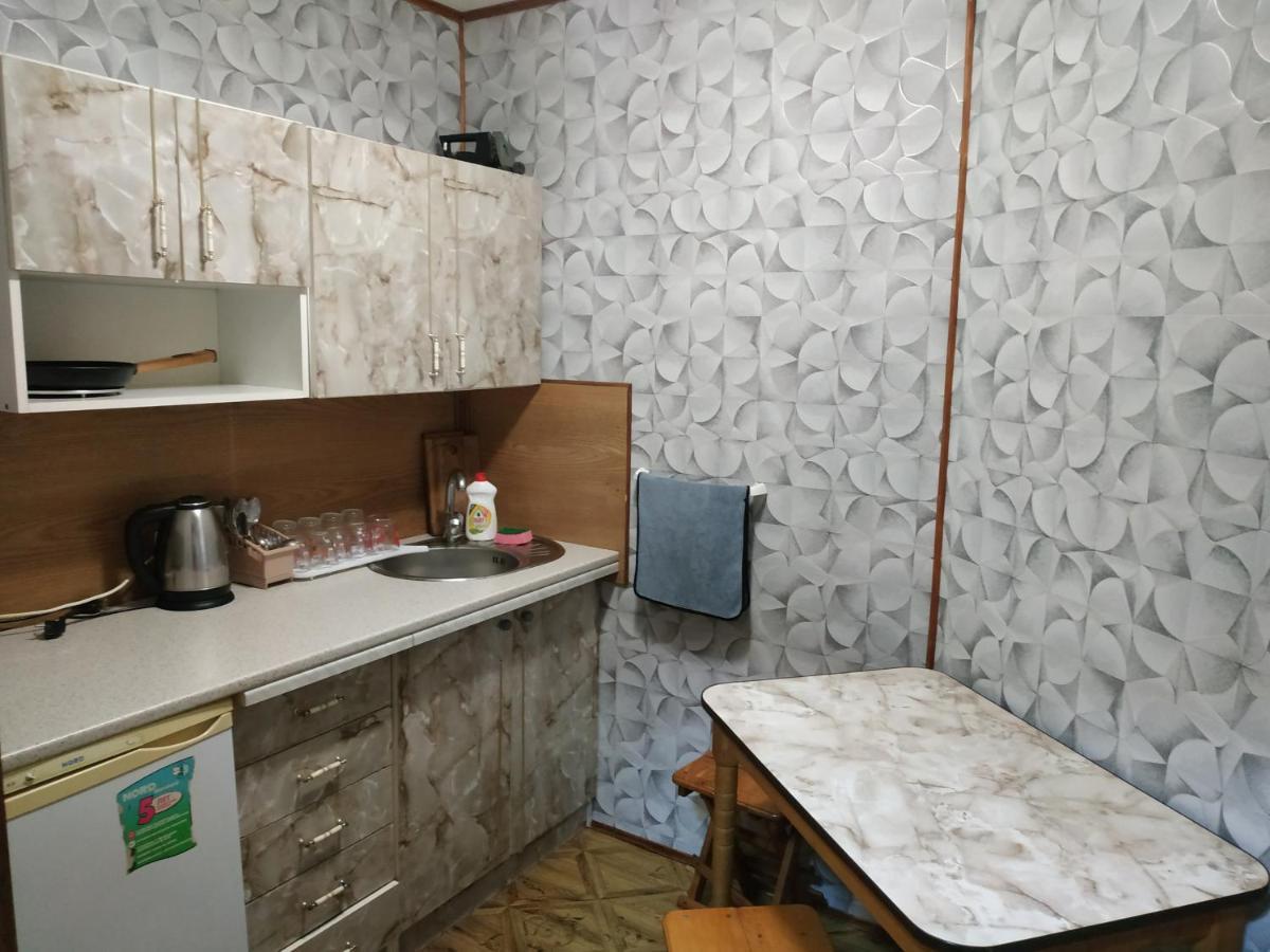 V Ulyanu 호텔 야렘체 외부 사진